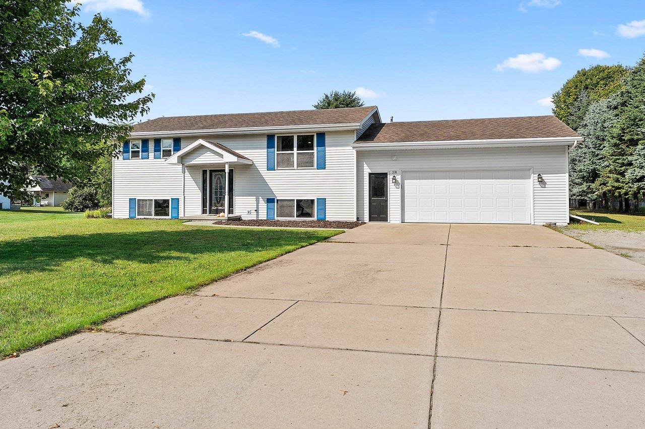 108 Robin Lane - Photo 1