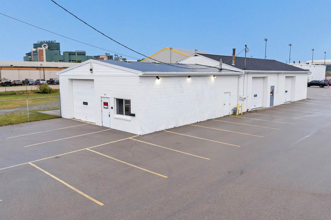 790 Borvan Avenue - Photo 1
