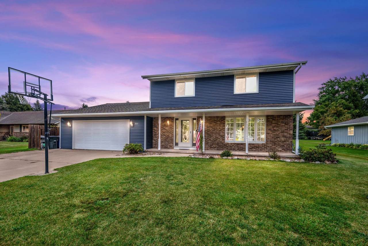 2153 Balsam Way - Photo 1