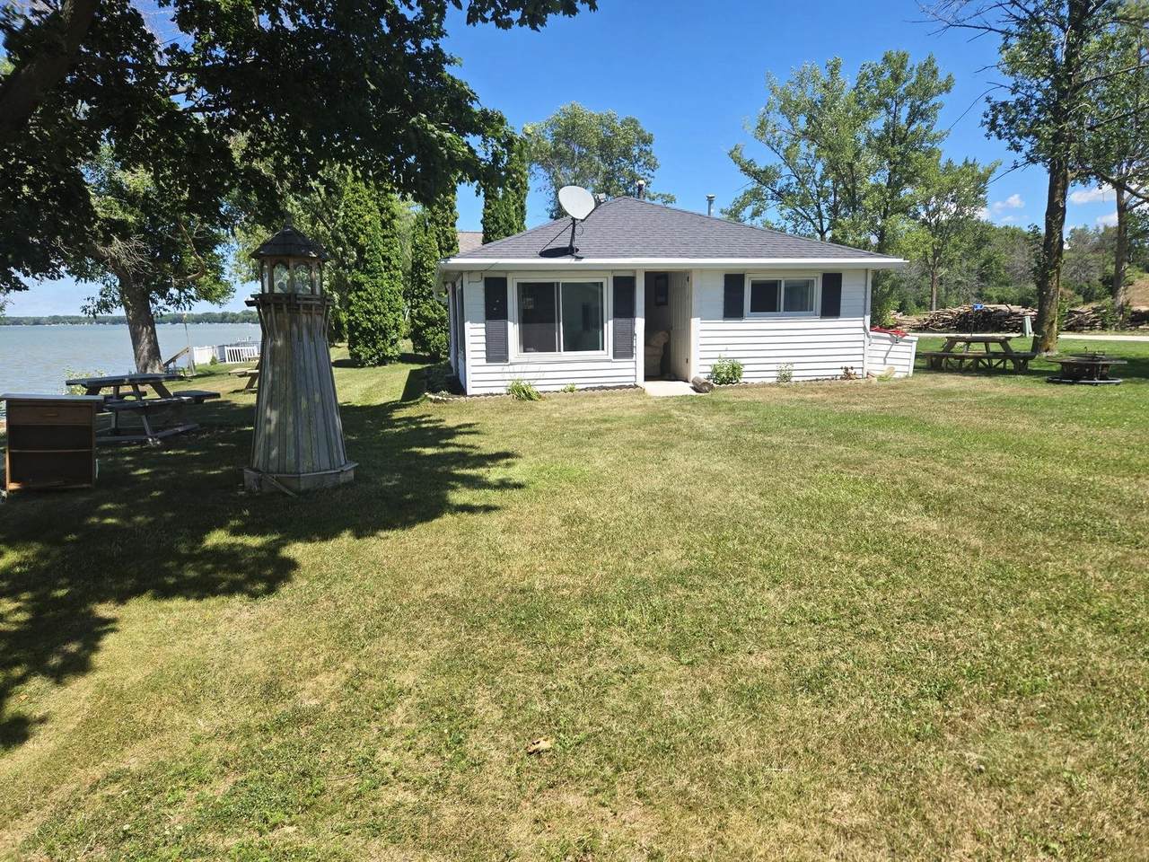 121 Sun N Surf Drive - Photo 1