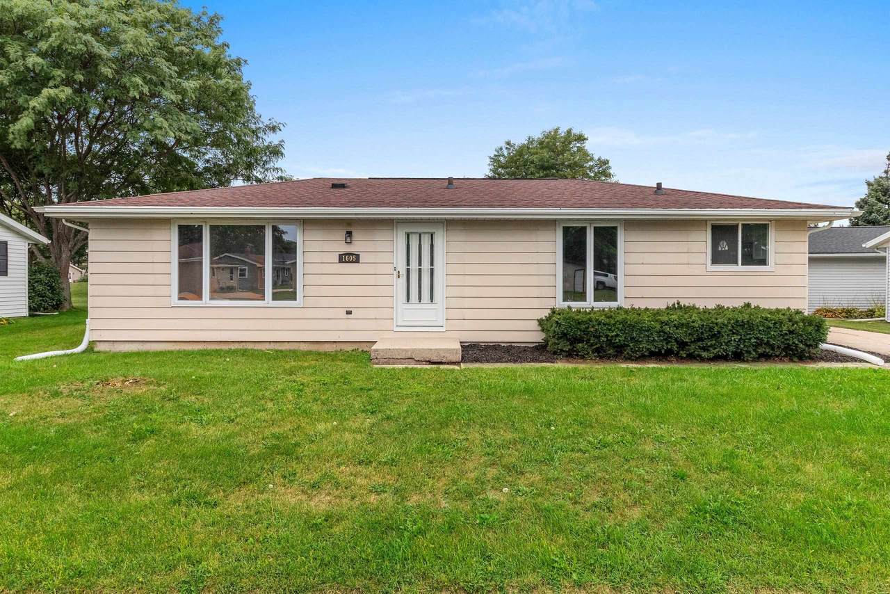1605 Thurke Avenue - Photo 1