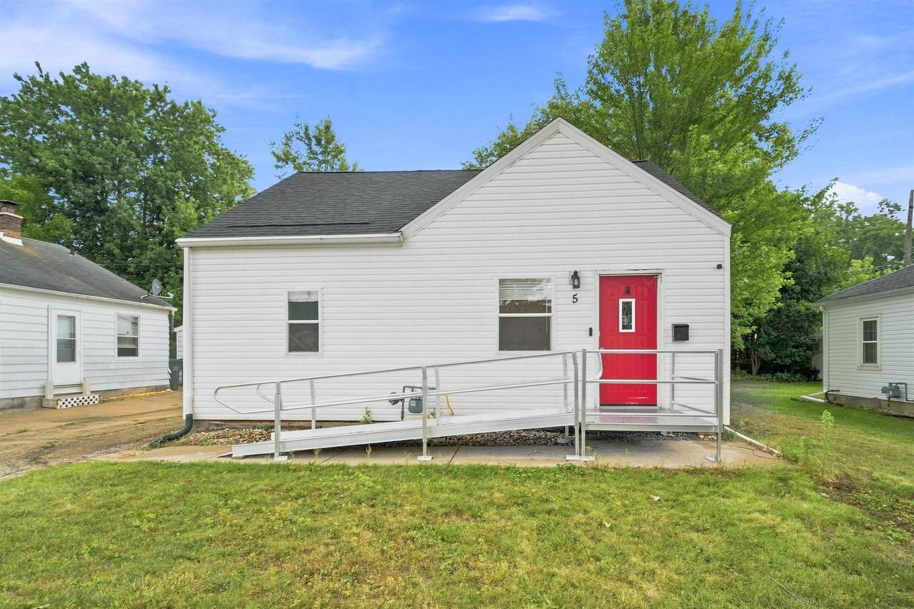5 Armstrong Court - Photo 1