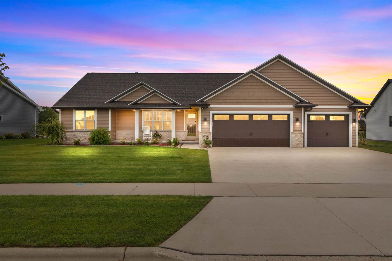 1756 Red Oak Street - Photo 1
