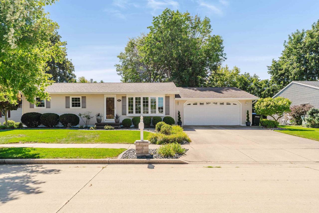 841 Eckardt Court - Photo 1