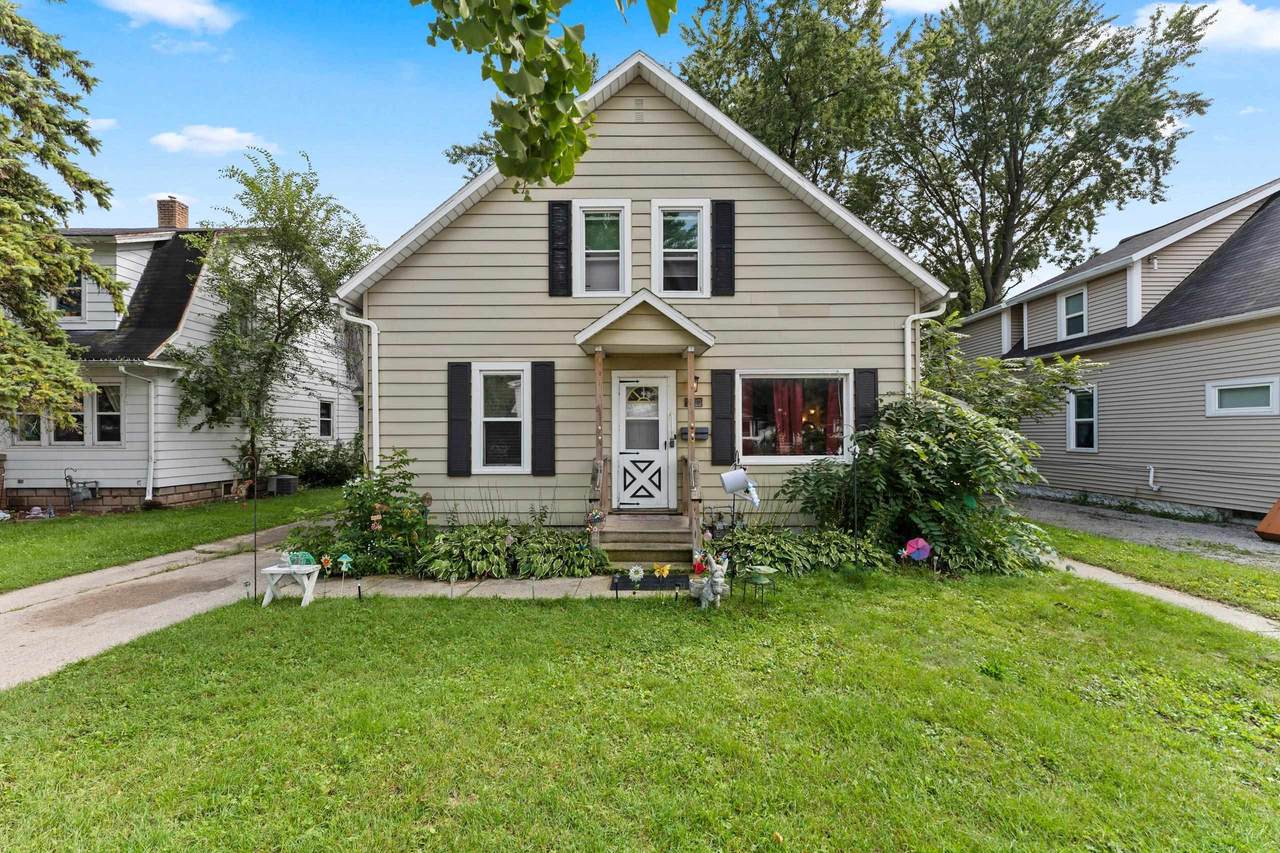 1518 Elm Street - Photo 1