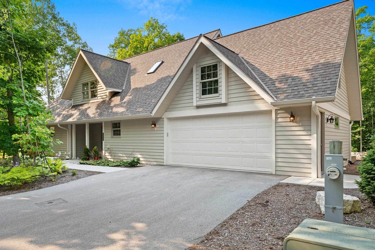 1616 Ruckert Lane - Photo 1
