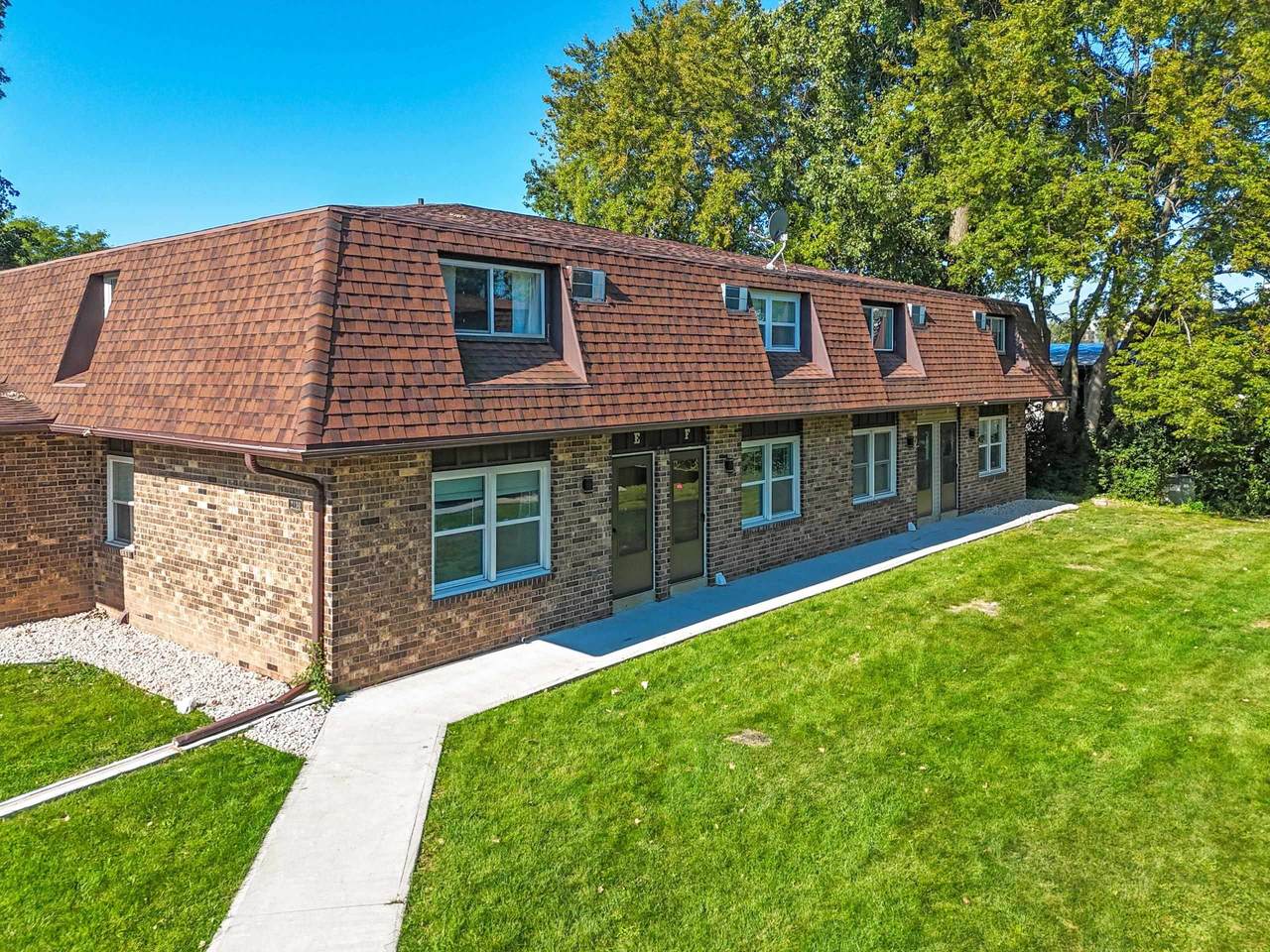 2130 Elmview Drive - Photo 1