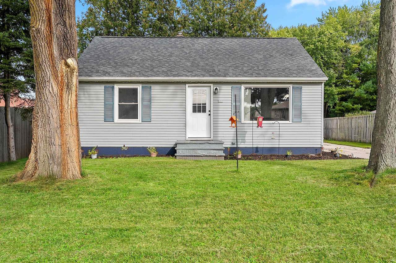 822 Ardennes Street - Photo 1