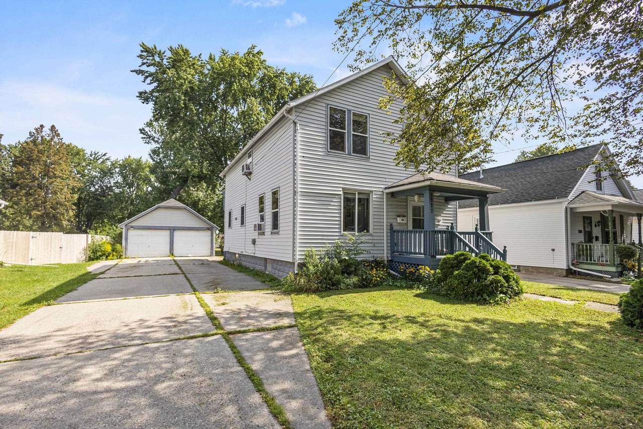 1227 Porlier Street - Photo 1