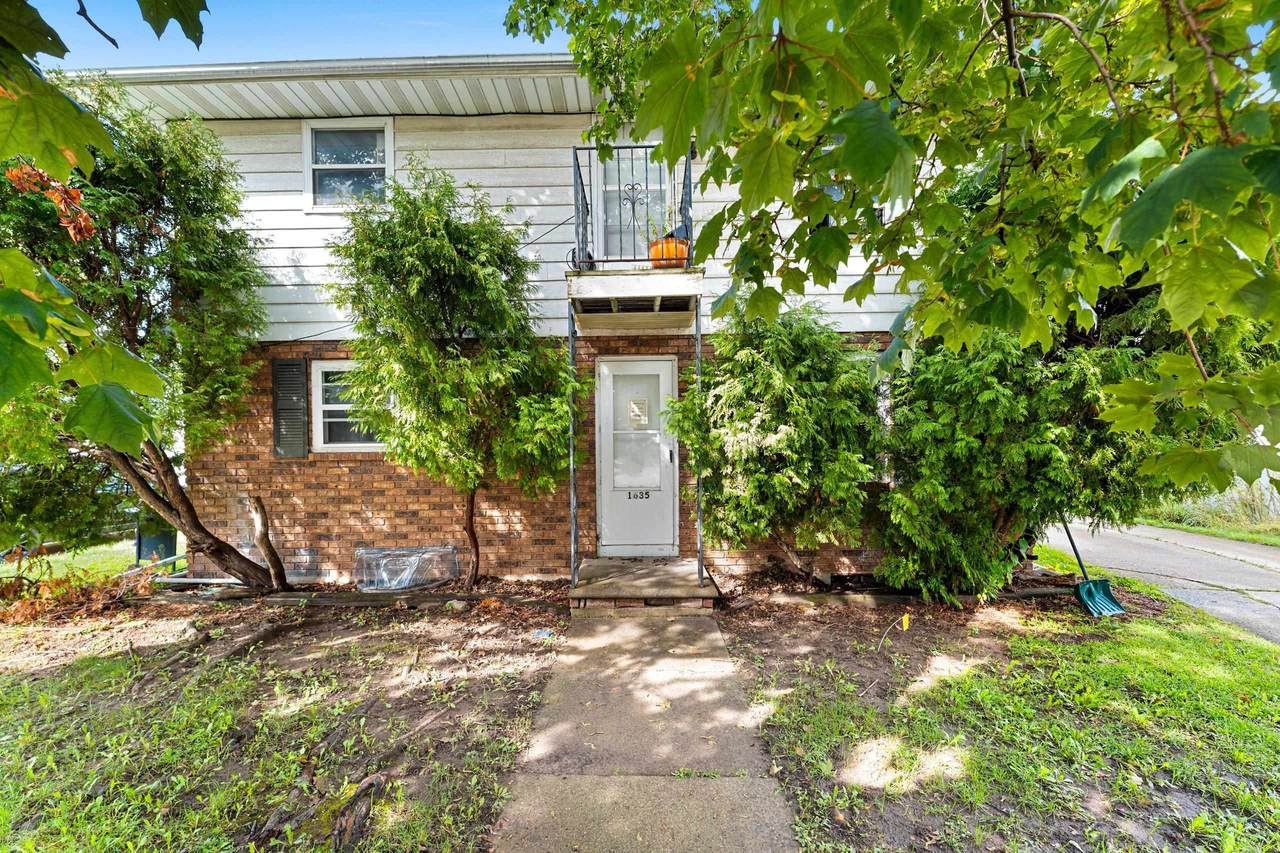 1635 Deckner Avenue - Photo 1