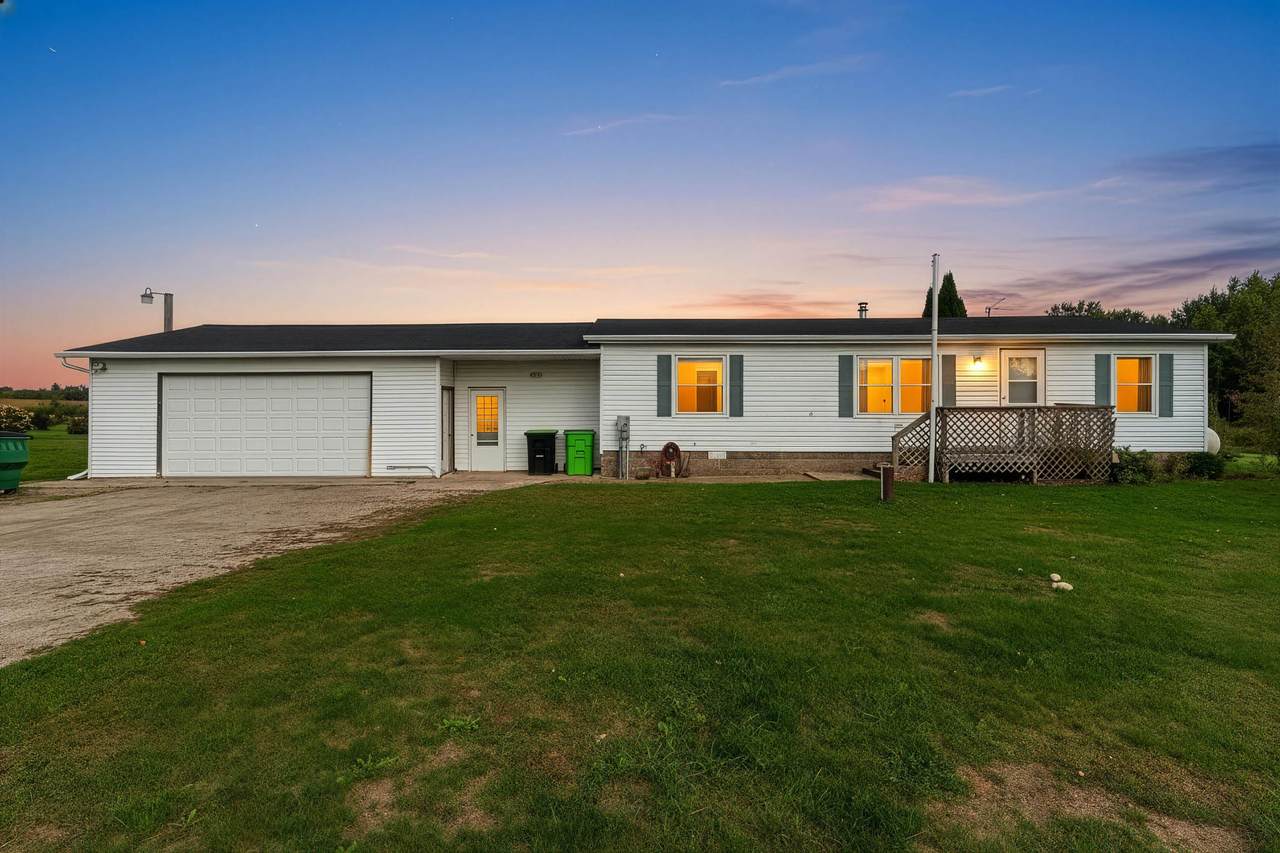 N1038 Townline Road - Photo 1
