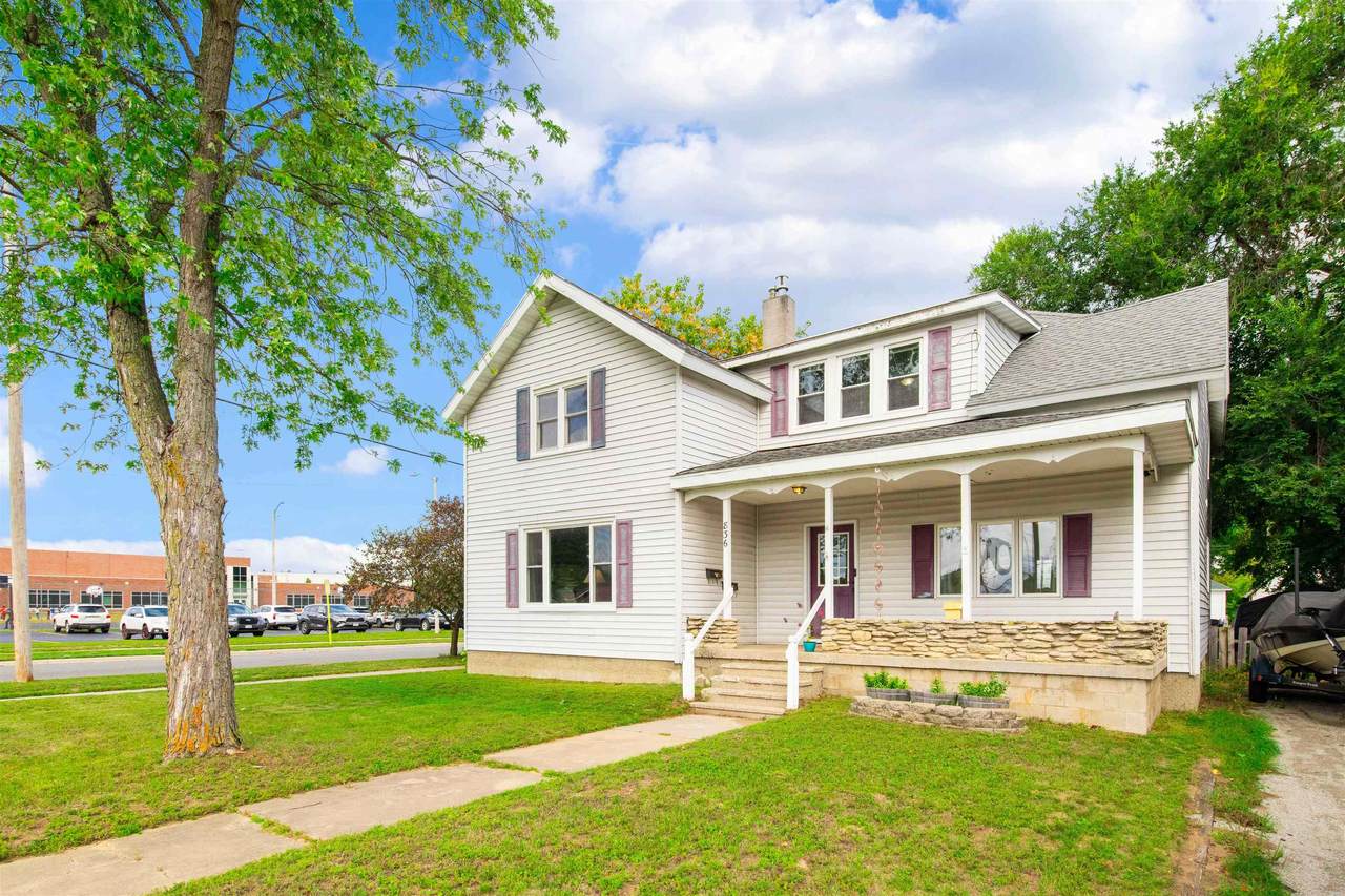 836 Main Street - Photo 1