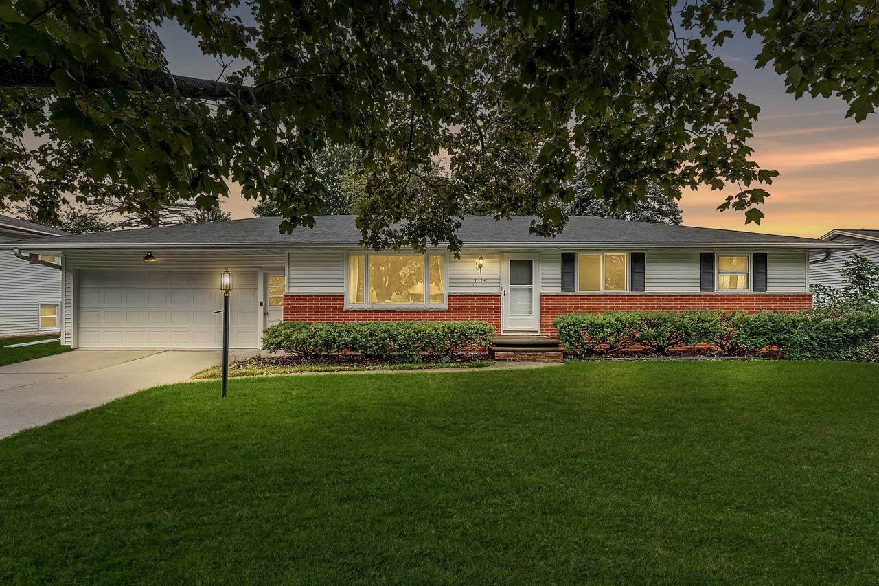 1315 April Lane - Photo 1