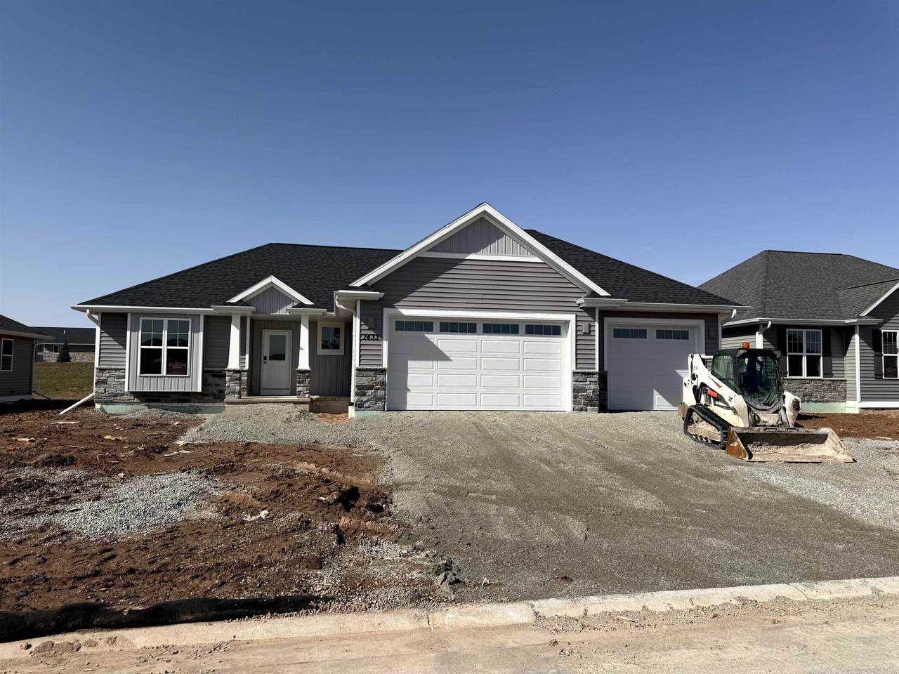 1433 Divinity Drive - Photo 1