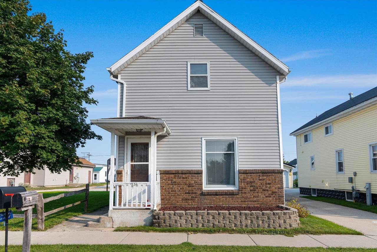 536 Manitowoc Street - Photo 1
