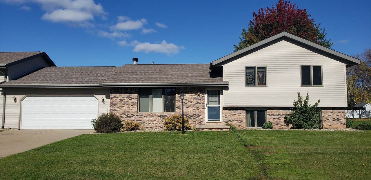 2216 Cloudview Court - Photo 1