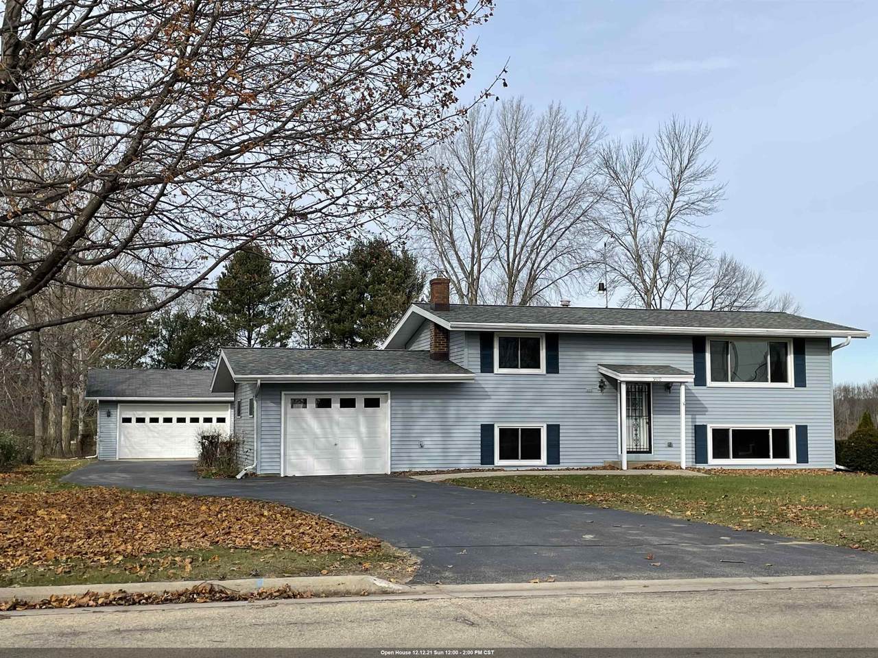 900 Main Street - Photo 1