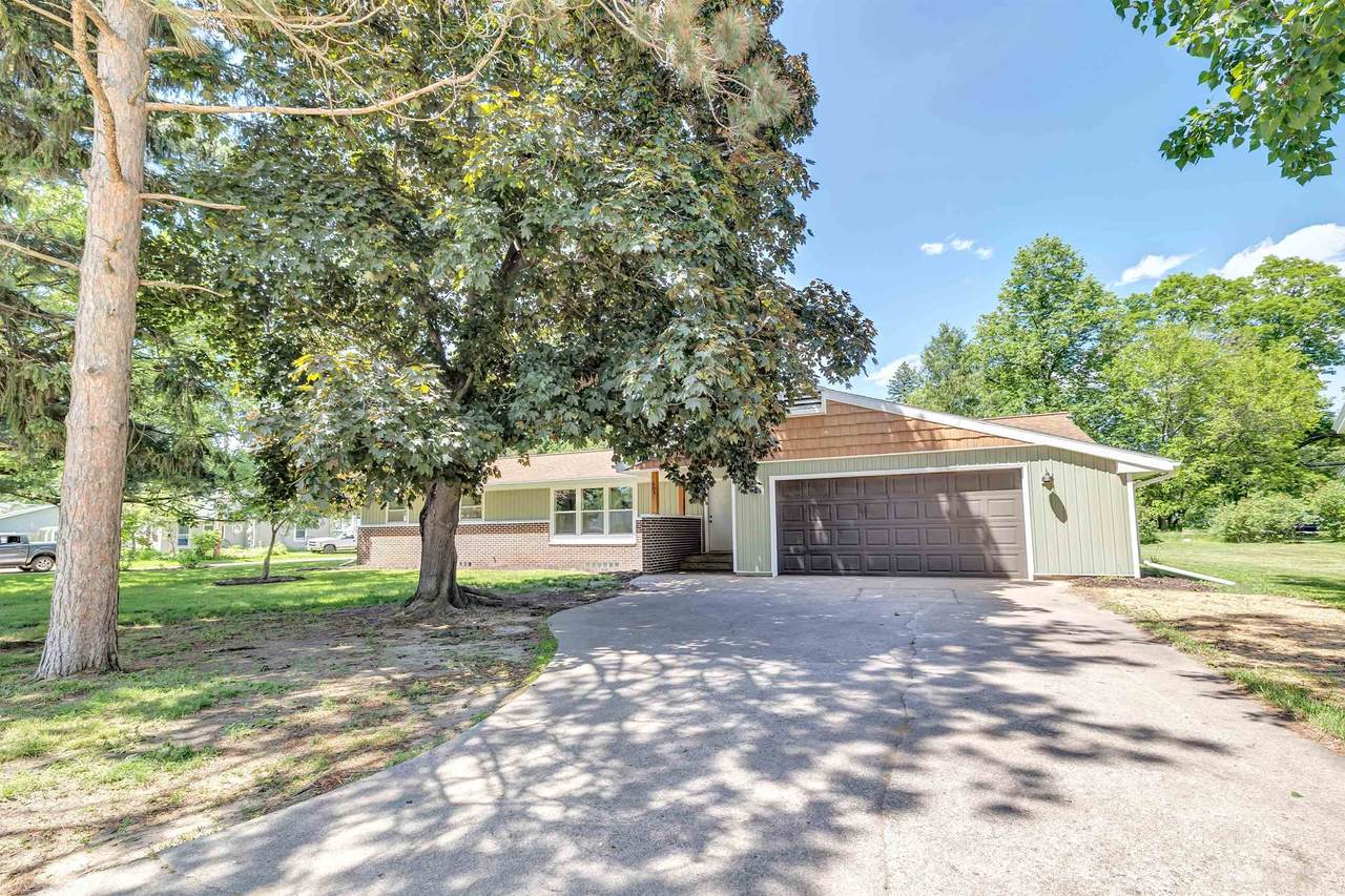 605 Raber Street - Photo 1