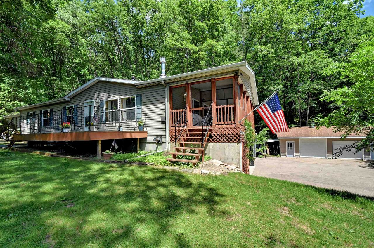 8111 Hoyt Hill Road - Photo 1