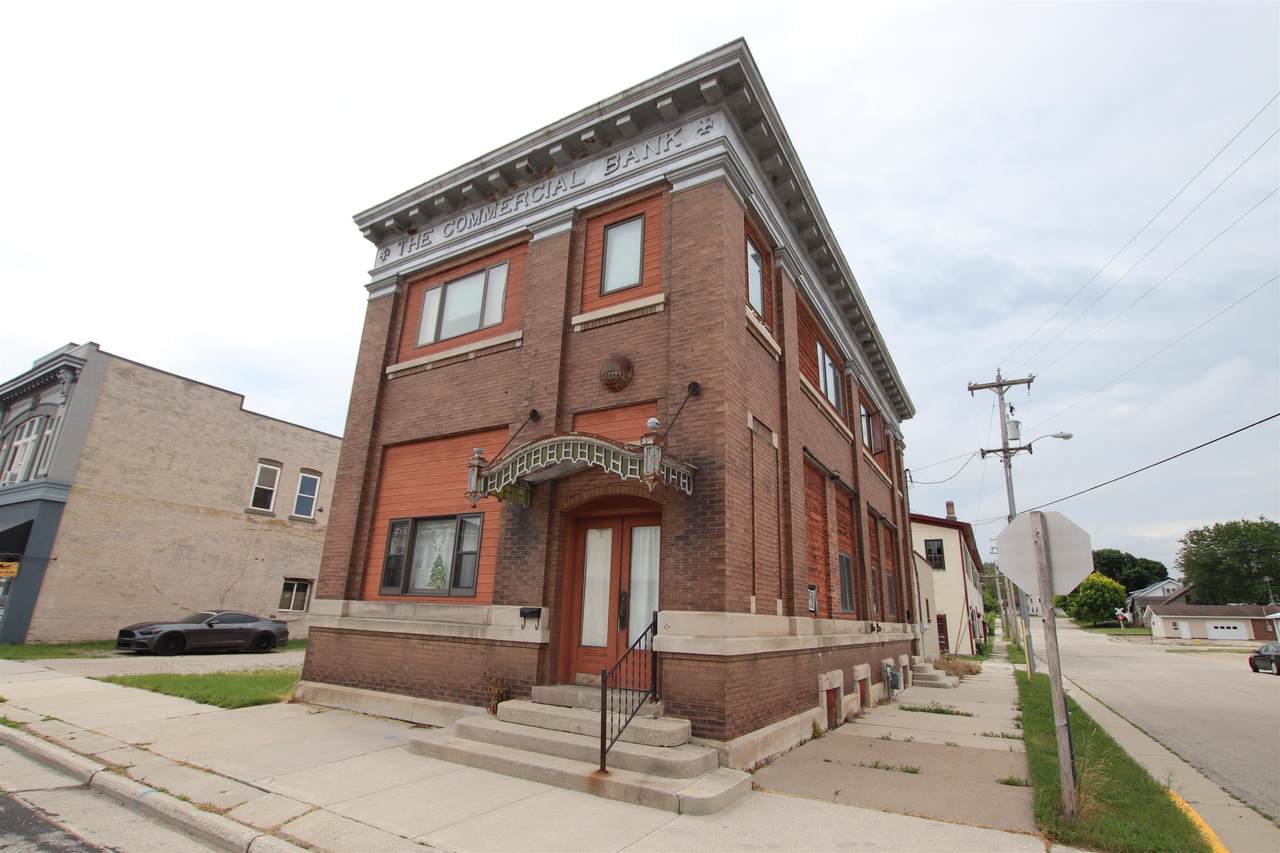 301 Main Street - Photo 1
