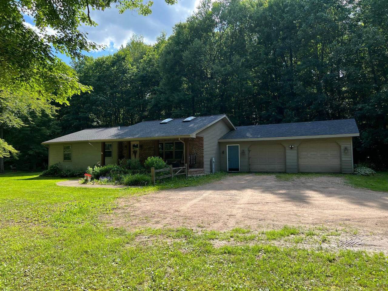 10878 Harris Road - Photo 1