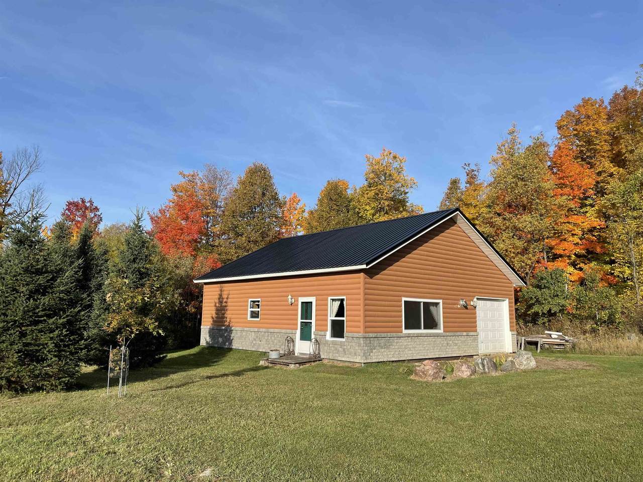 11227 Sth 70 E - Photo 1