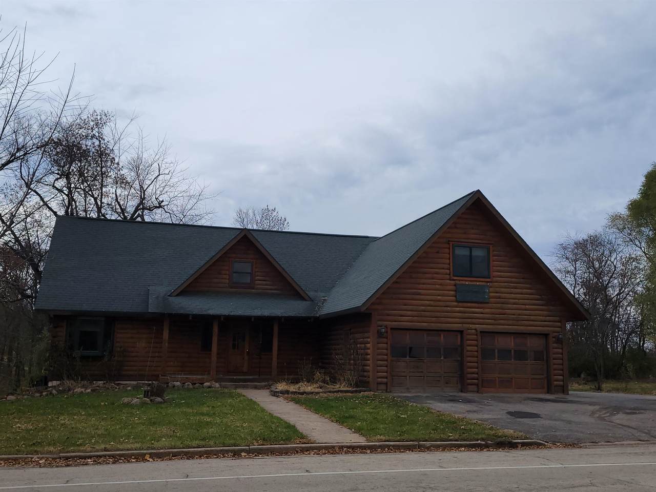 701 Water Street - Photo 1