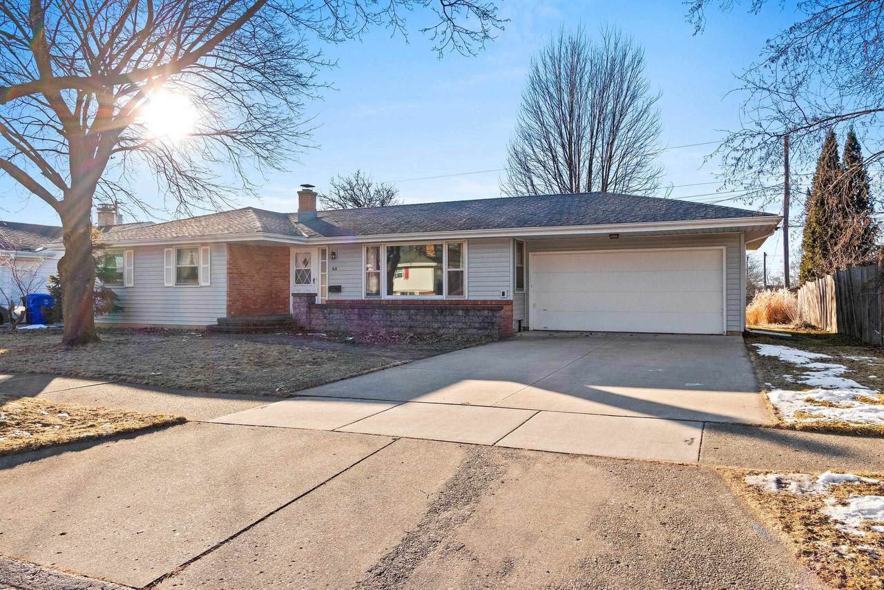 1621 Douglas Street - Photo 1