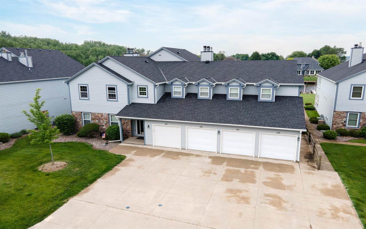 311 Captains Court - Photo 1