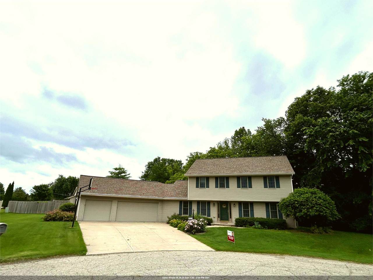 W2525 Clover Downs Court - Photo 1
