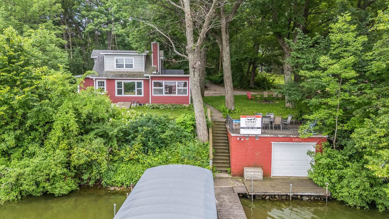 W1958 Pleasant Avenue - Photo 1