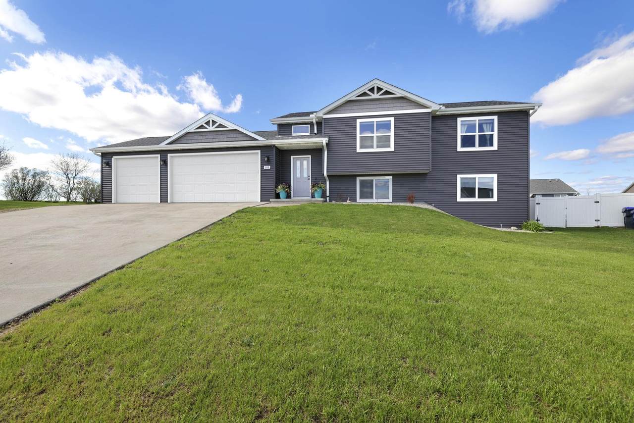 309 Ashtin Way - Photo 1