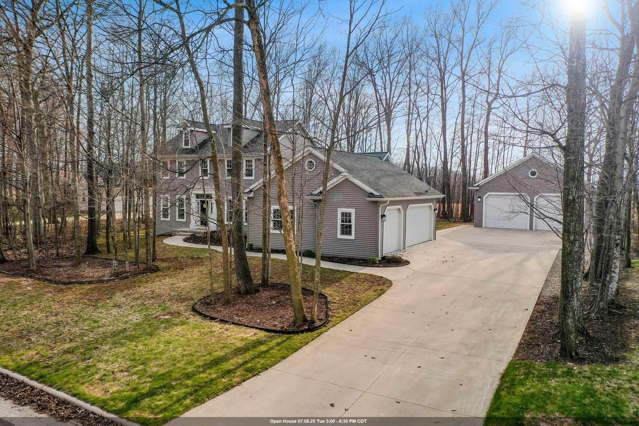 1881 Deer Trail Court - Photo 1