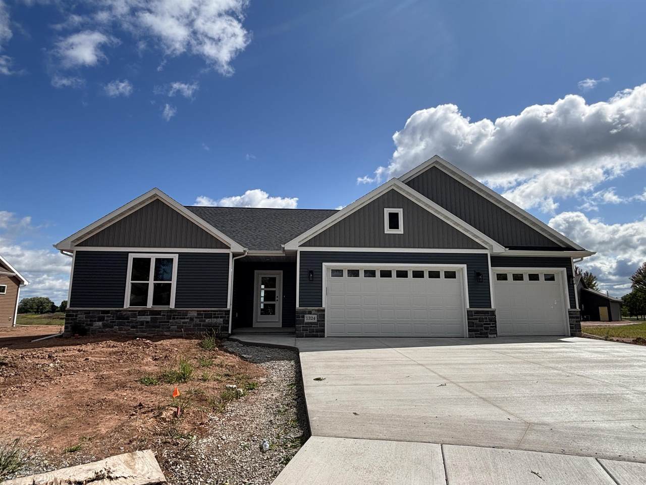 1324 Jade Drive - Photo 1