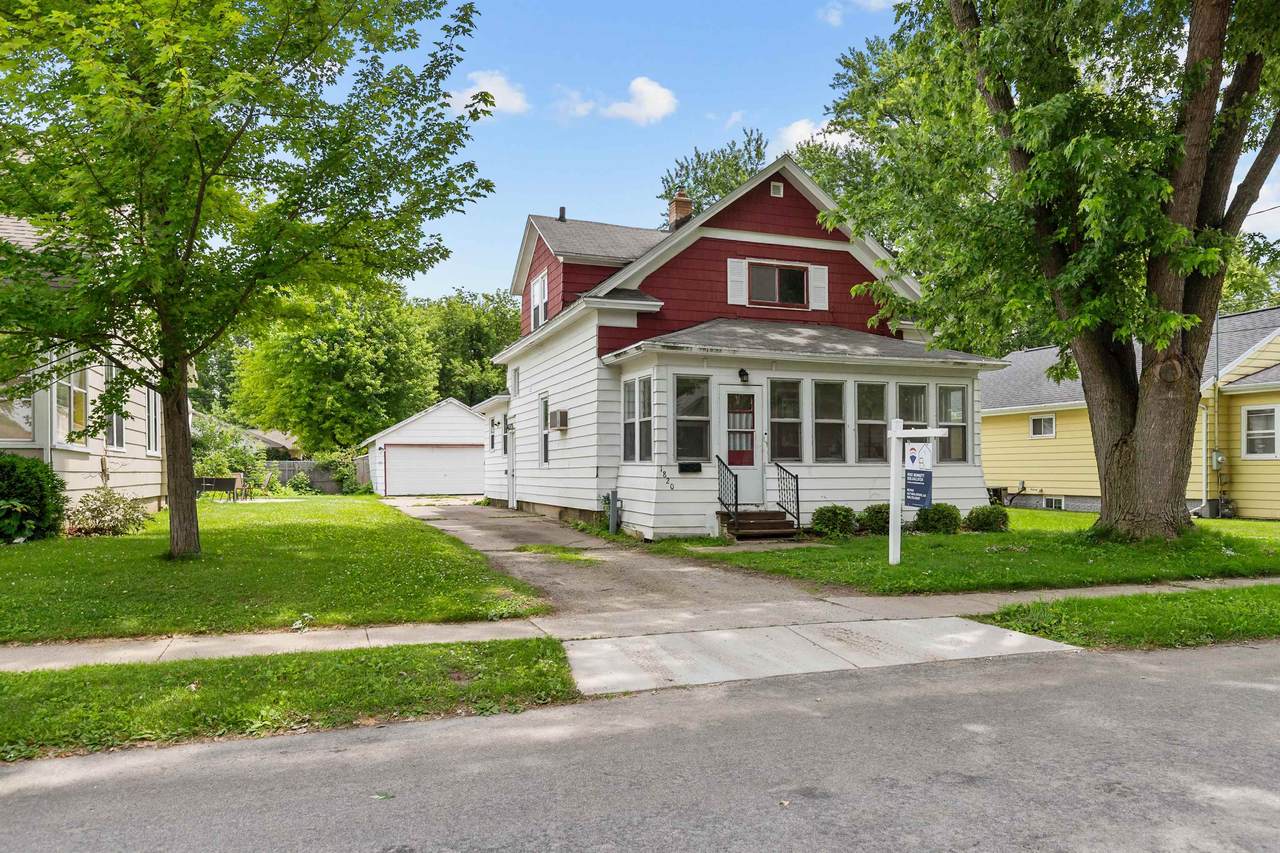 1820 Plymouth Street - Photo 1
