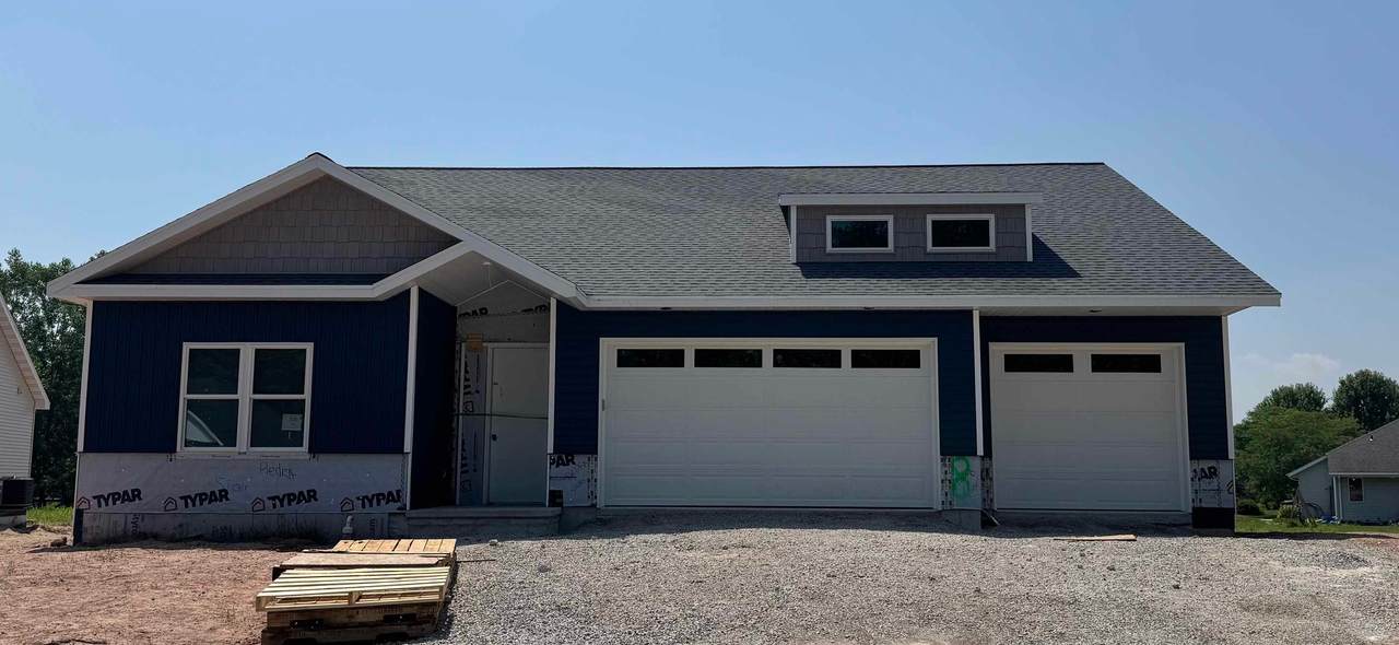 3208 Eclipse Drive - Photo 1