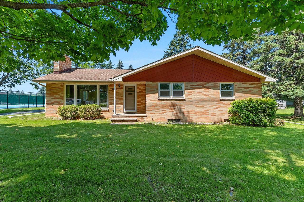 1263 Cardinal Lane - Photo 1
