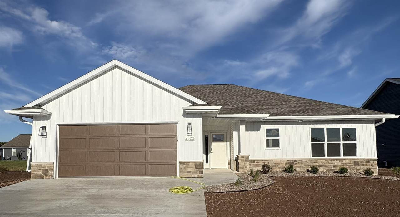 2522 Tipperary Trail - Photo 1