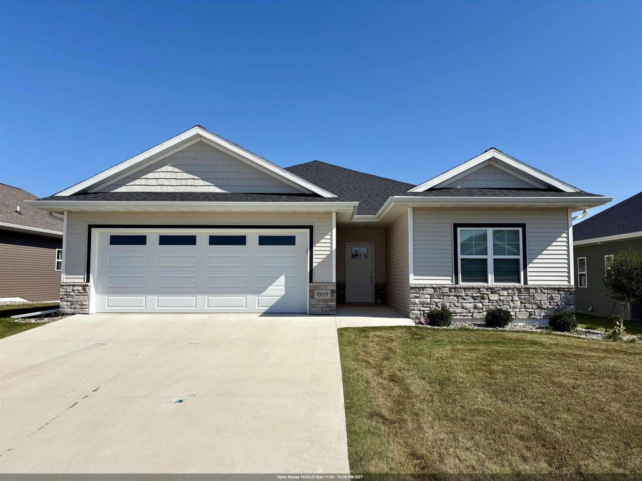 1909 Creekwood Court - Photo 1