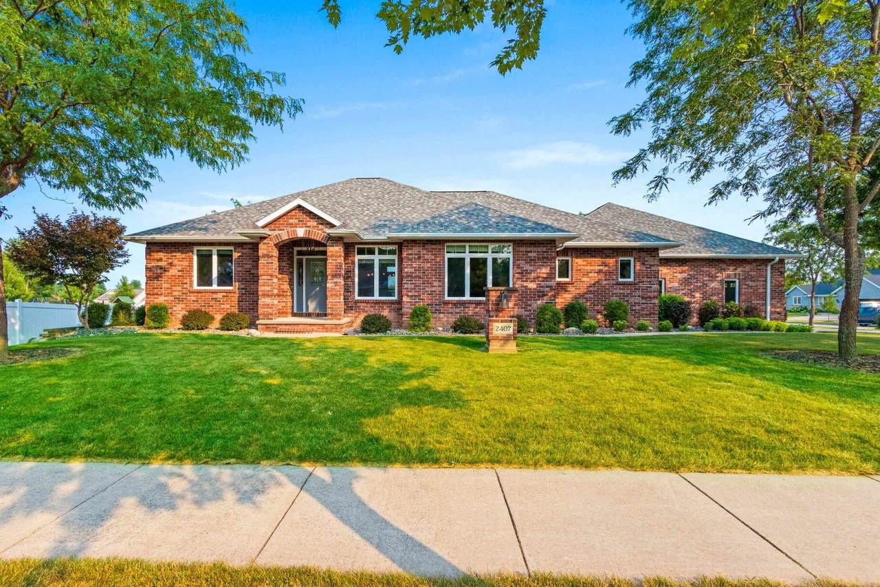 2407 Red Tail Glen - Photo 1