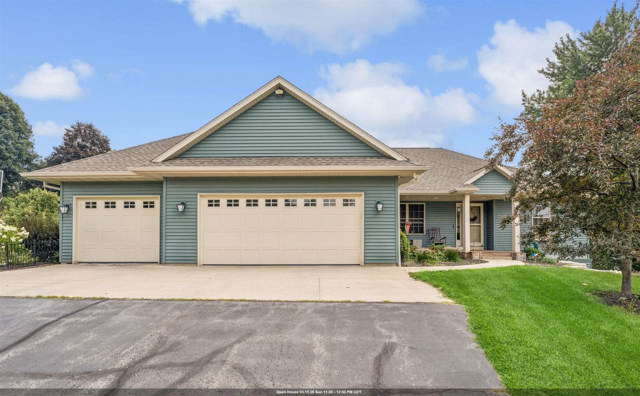 W4550 Marys Avenue - Photo 1