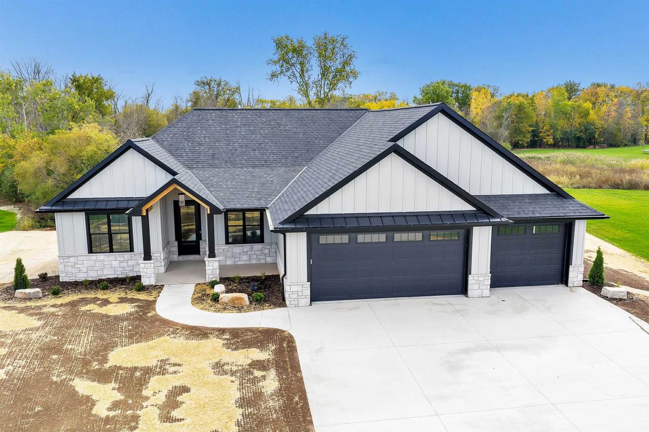 1459 Chickory Court - Photo 1