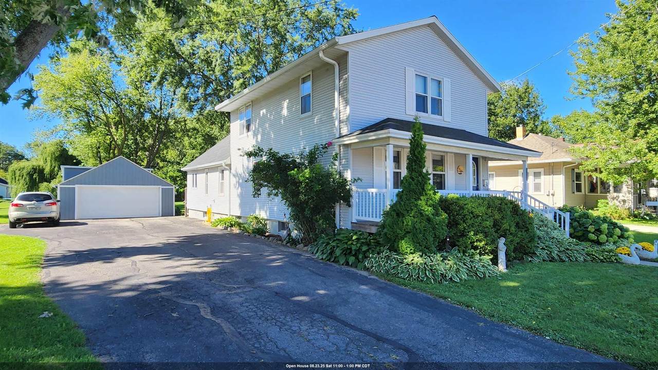 1250 Cass Street - Photo 1