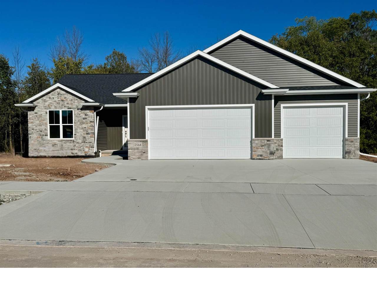 2564 Stellita Circle - Photo 1