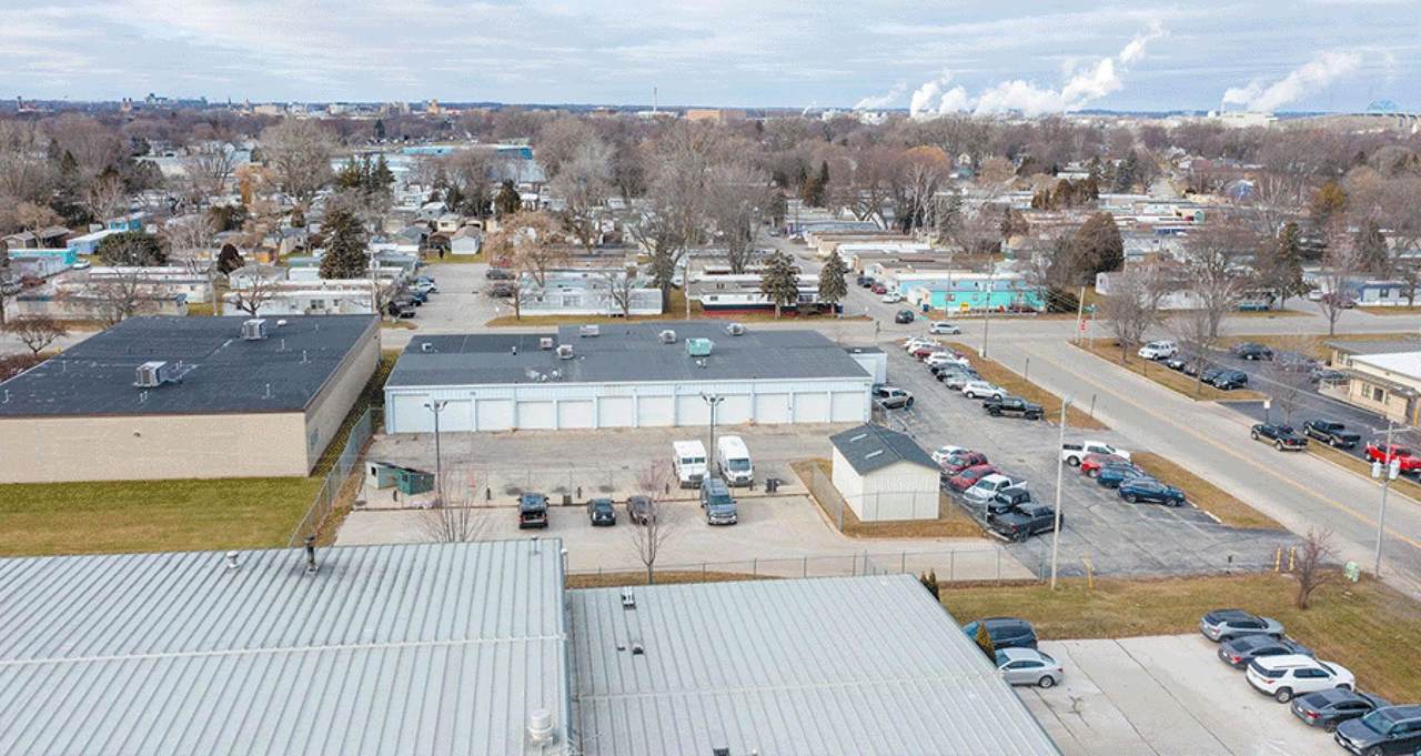 1232 Elizabeth Street - Photo 1