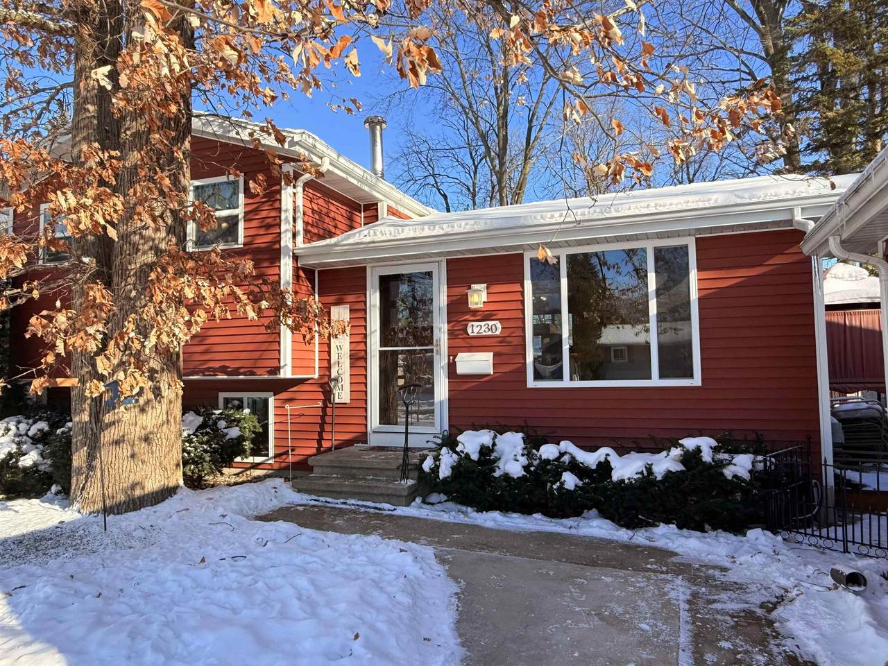 1230 Telulah Avenue - Photo 1