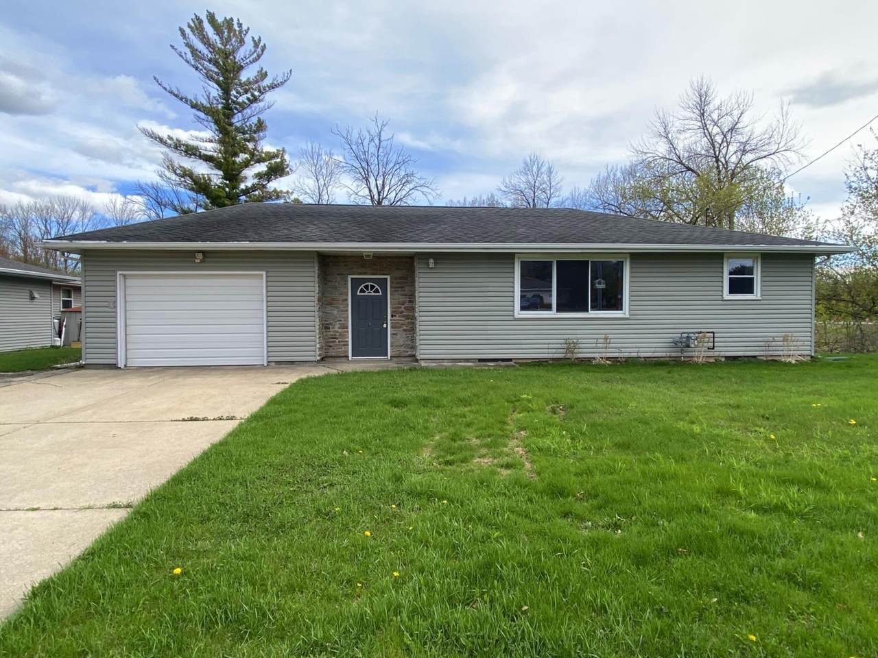 W2689 Buchanan Road - Photo 1