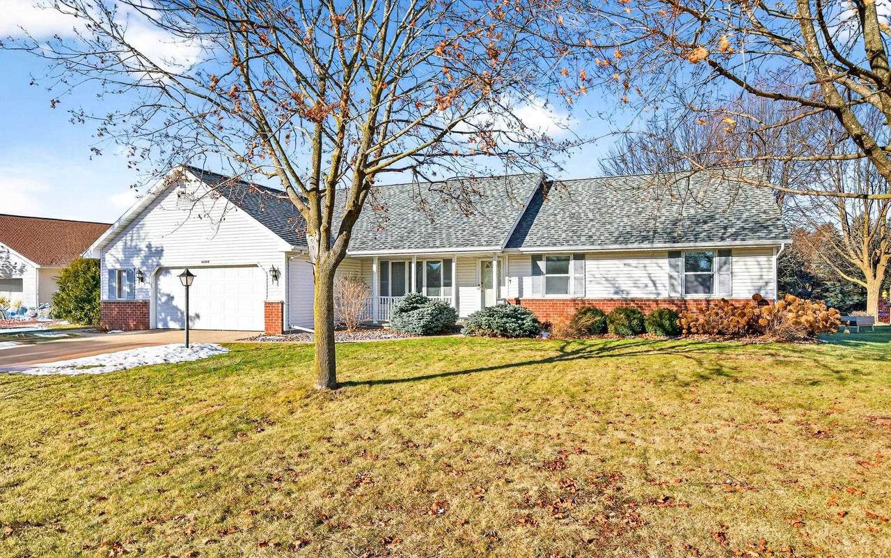 N1351 Westgreen Drive - Photo 1