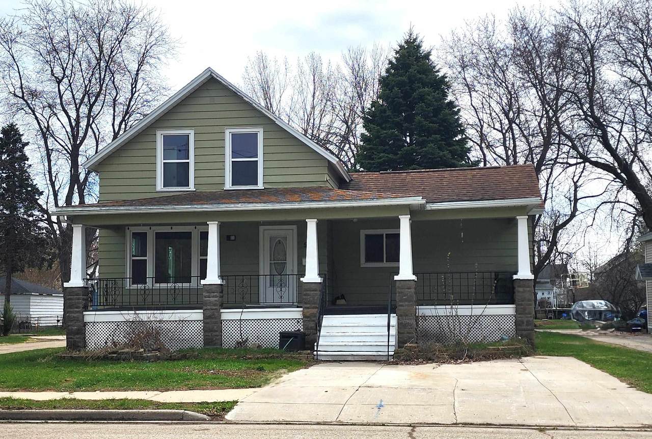 531 6TH Avenue - Photo 1