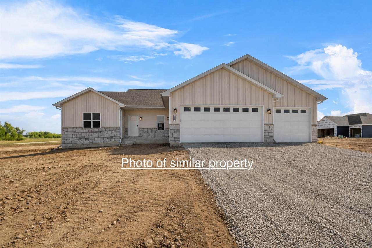 W5765 Roundstone Place - Photo 1